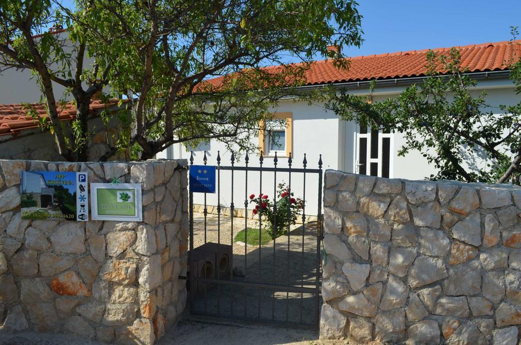 Apartments Krusvina لون المظهر الخارجي الصورة