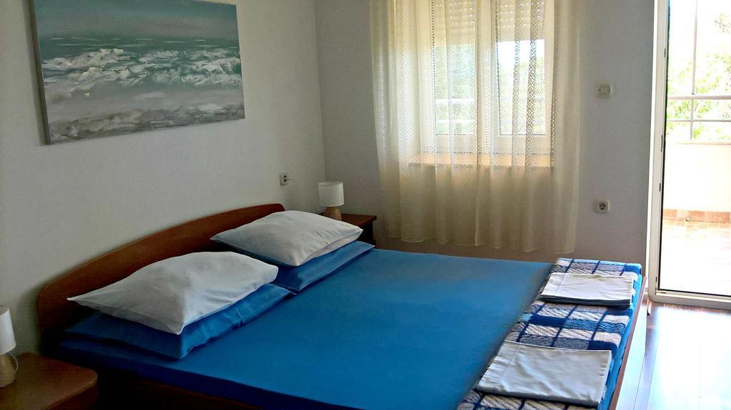 Apartments Krusvina لون المظهر الخارجي الصورة